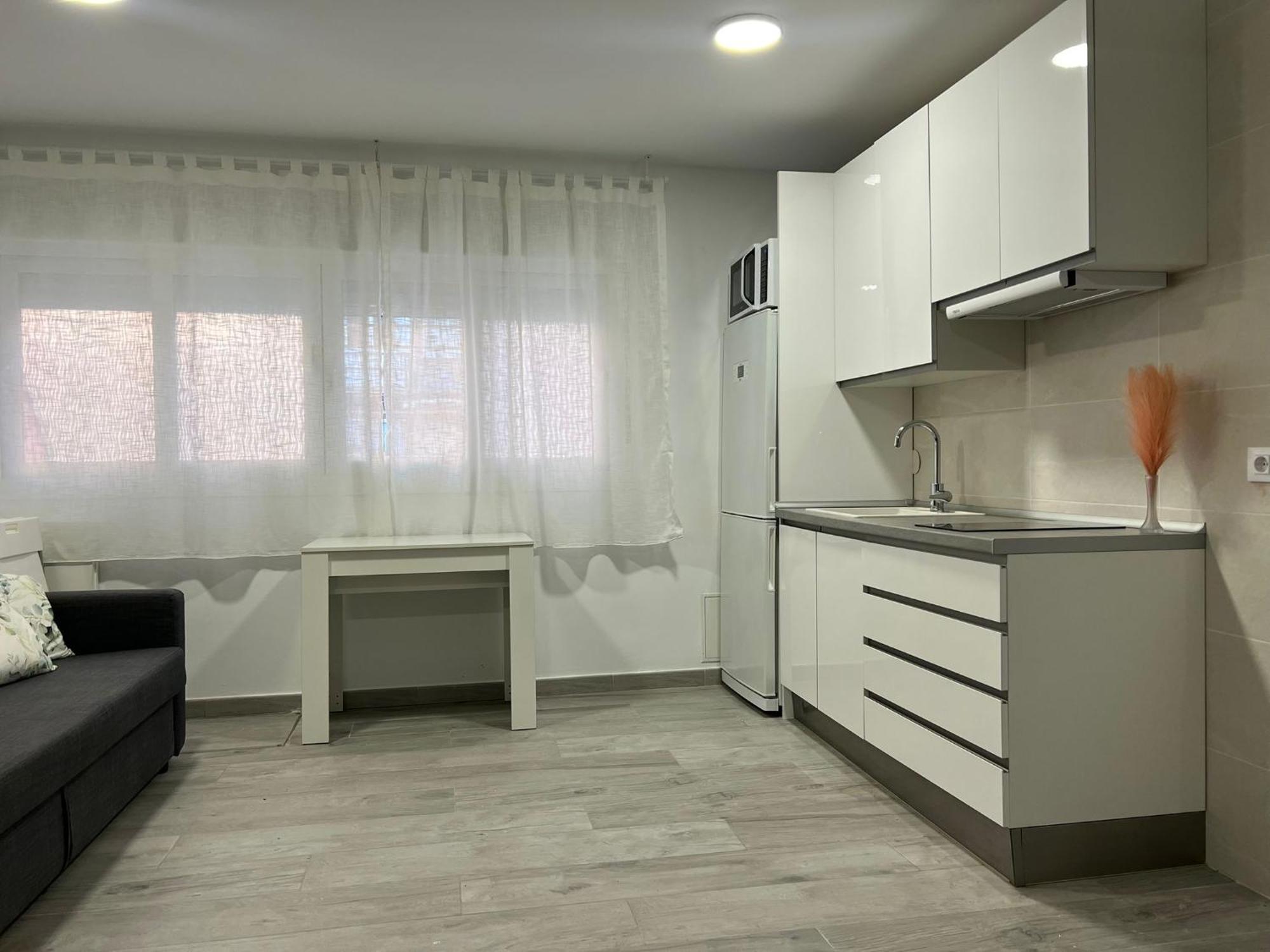 Cozy Apartment Up To 6 Persons 3 Min To Metro มาดริด ภายนอก รูปภาพ