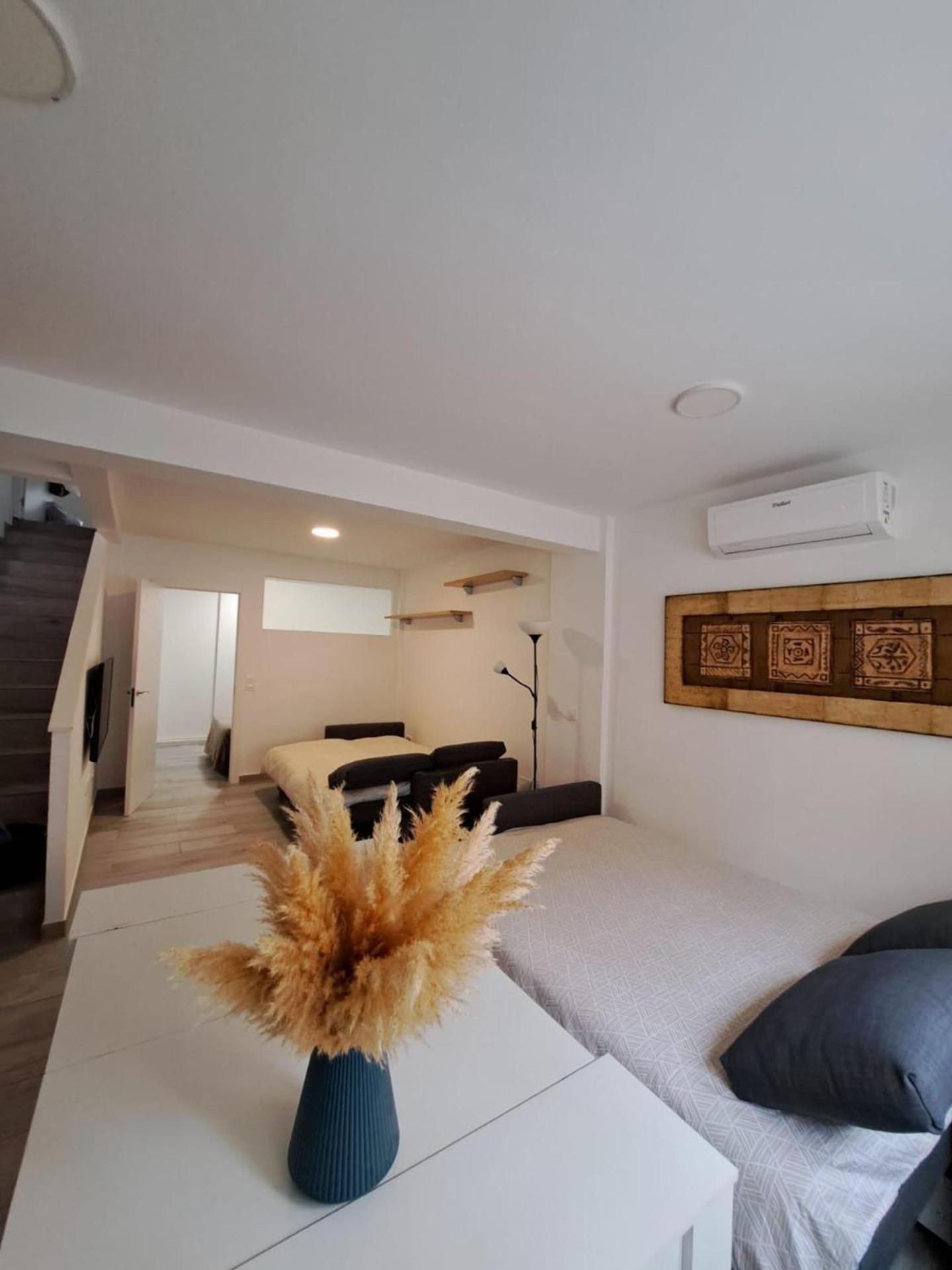Cozy Apartment Up To 6 Persons 3 Min To Metro มาดริด ภายนอก รูปภาพ