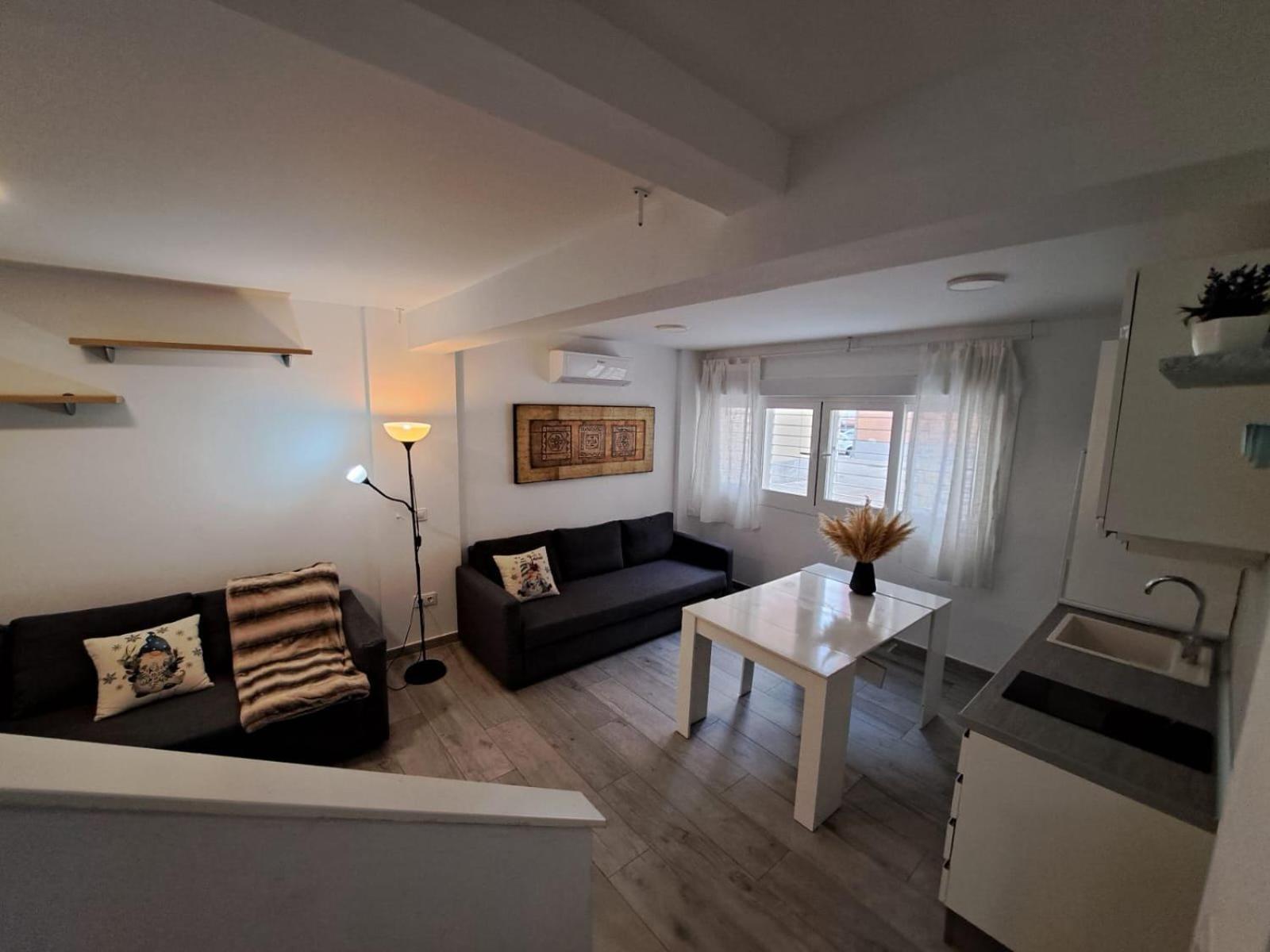 Cozy Apartment Up To 6 Persons 3 Min To Metro มาดริด ภายนอก รูปภาพ