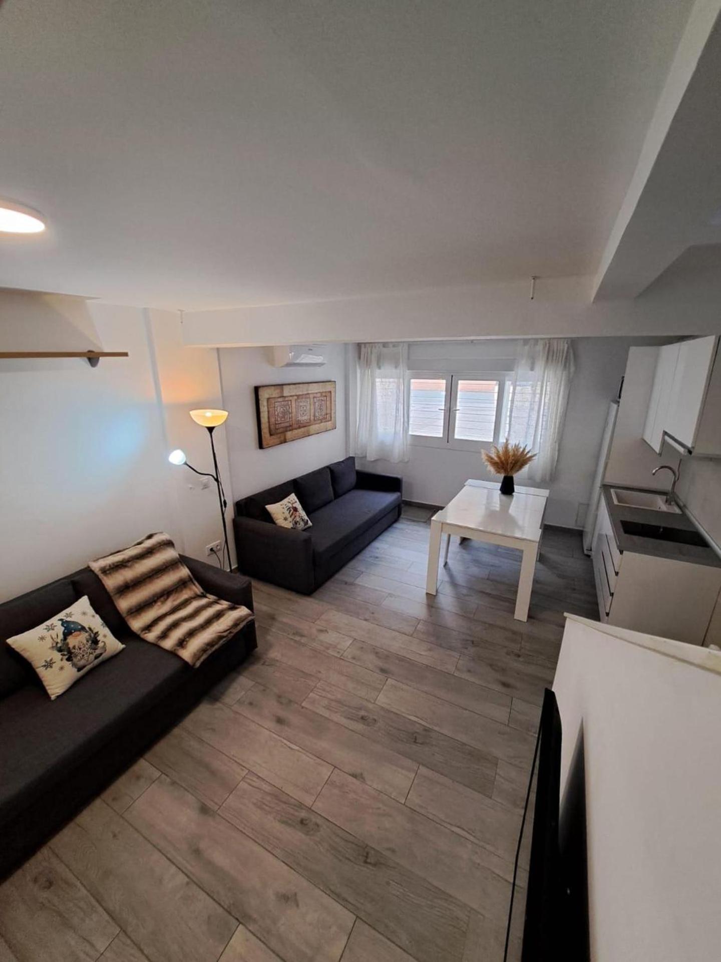 Cozy Apartment Up To 6 Persons 3 Min To Metro มาดริด ภายนอก รูปภาพ